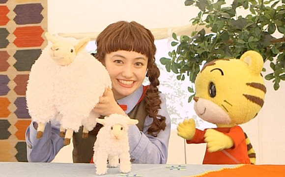 YouTubeで大人気！Kan & Aki's channelの、かんなちゃん、あきらちゃんが「ステッピーペン」で遊ぶ様子はこちら。